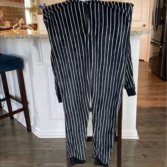 Onesie! Jack Skellington front the Nightmare before Christmas 💀 - Picture 6 of 6